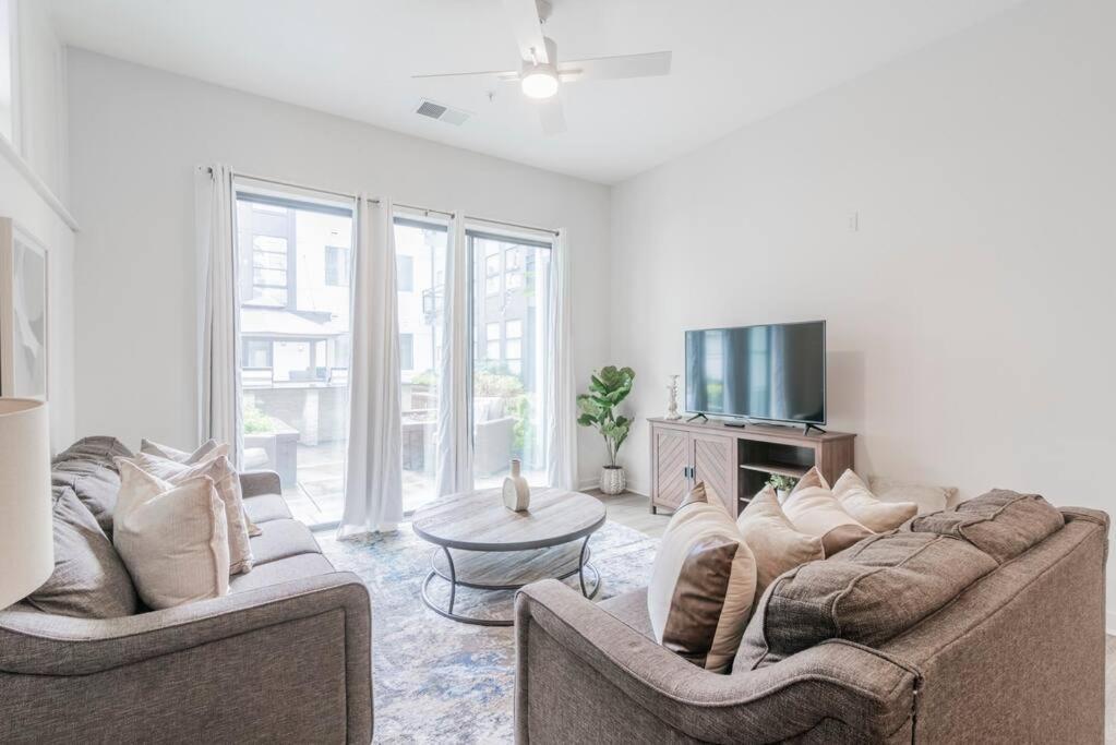 Charming Cozy Apartment With Wi-Fi & Free Parking Charlotte Exterior foto