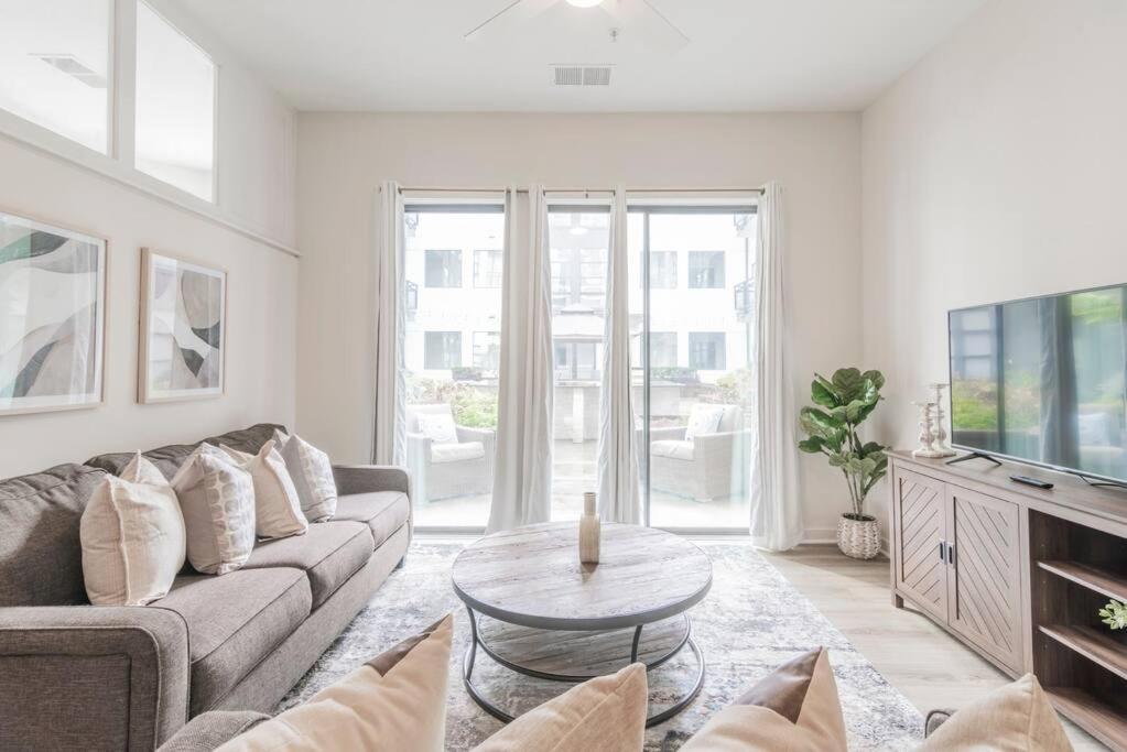 Charming Cozy Apartment With Wi-Fi & Free Parking Charlotte Exterior foto